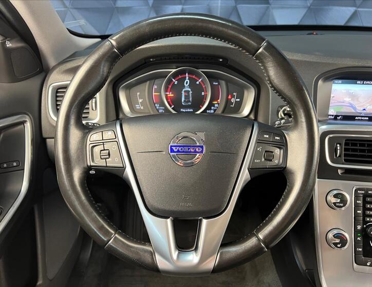 Volvo V60 13