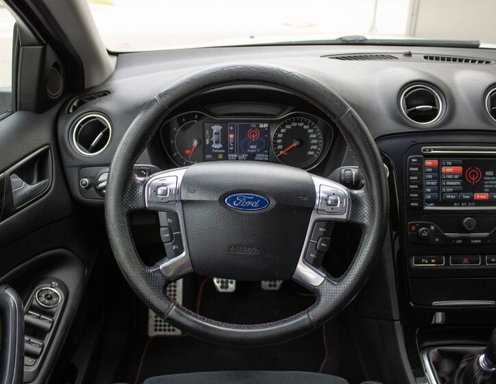 Ford Mondeo 11