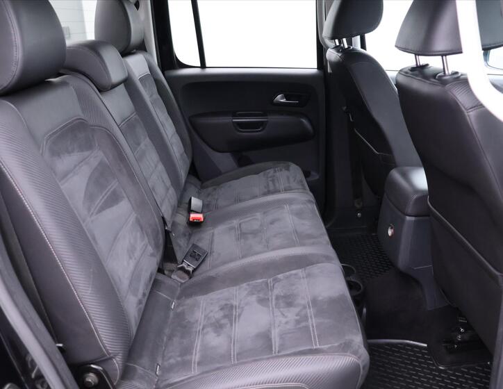 Volkswagen Amarok 15