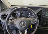Mercedes-Benz Vito 10