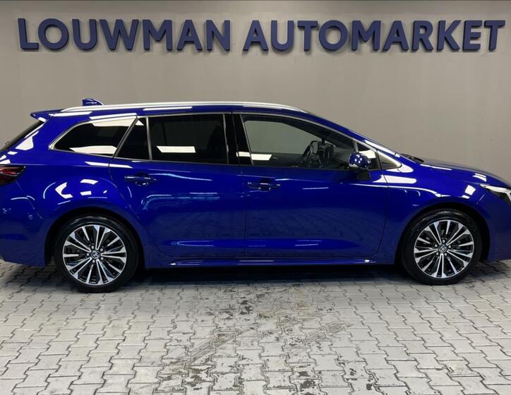 Toyota Corolla 16