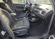 Jeep Renegade 28