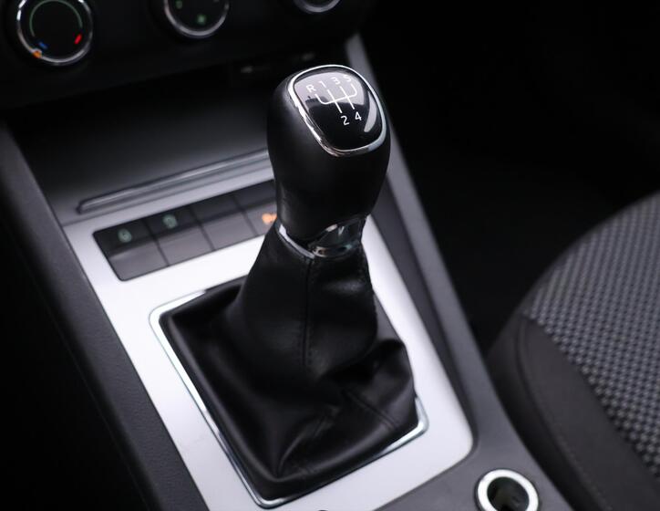 Škoda Octavia 25