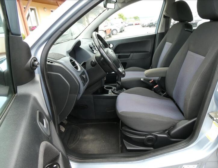 Ford Fusion 10