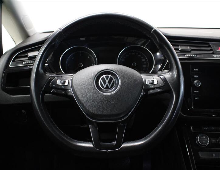 Volkswagen Touran 17