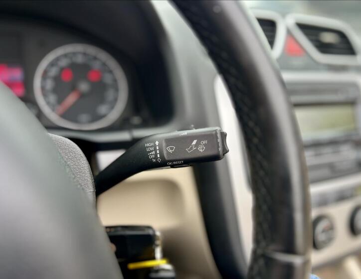 Volkswagen EOS 24