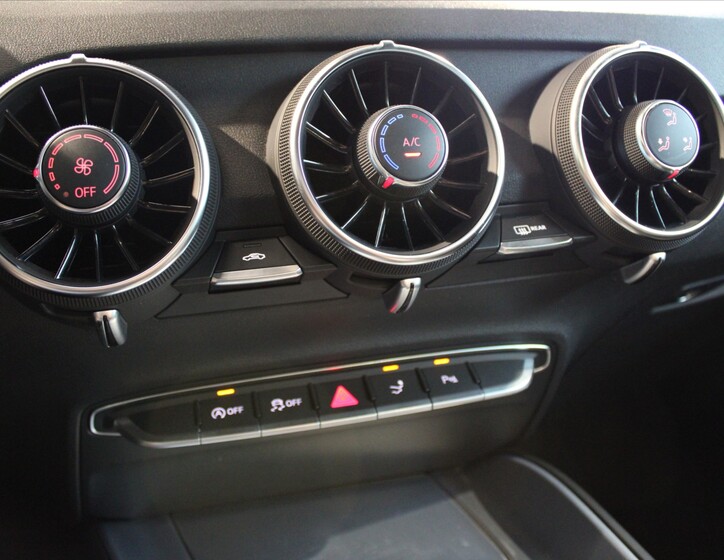 Audi TT 22