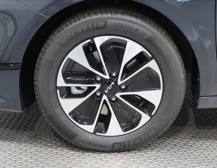 KIA Ceed 11