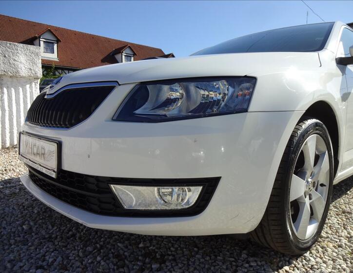 Škoda Octavia 12