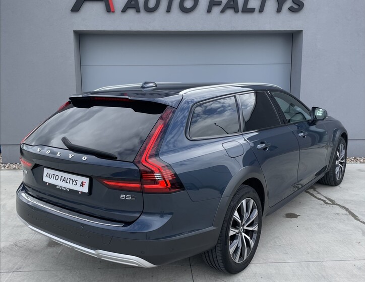 Volvo V90 3