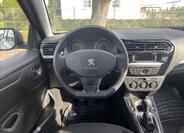 Peugeot 301 17