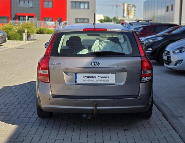 KIA Ceed 5