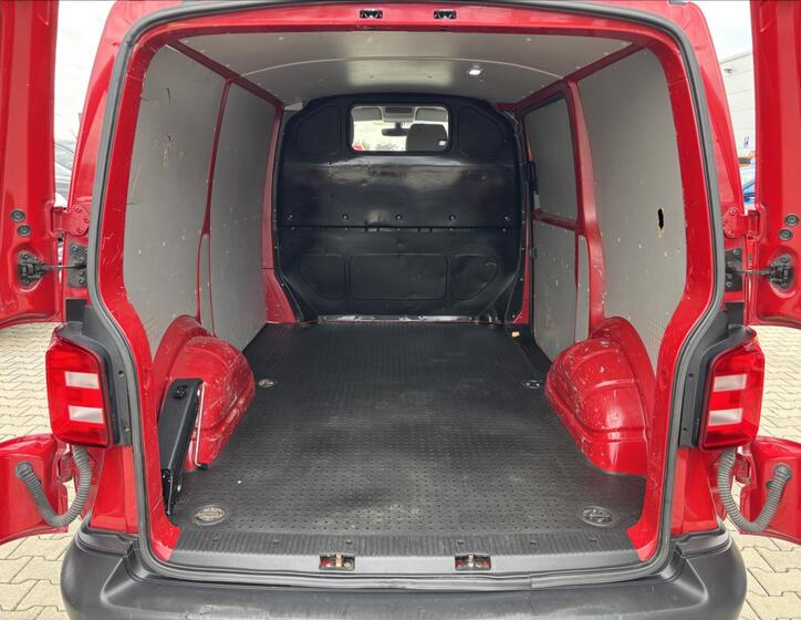 Volkswagen Transporter 11