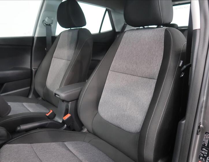 KIA Stonic 13