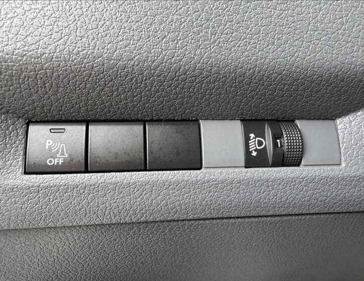 Peugeot Expert 29