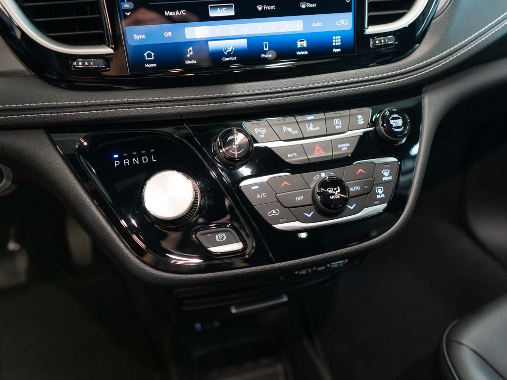 Chrysler Pacifica