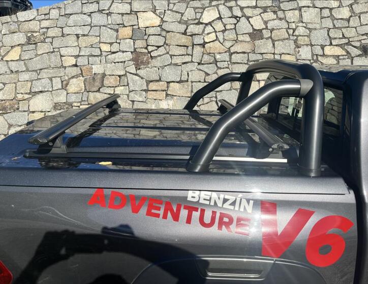 Toyota Hilux 23