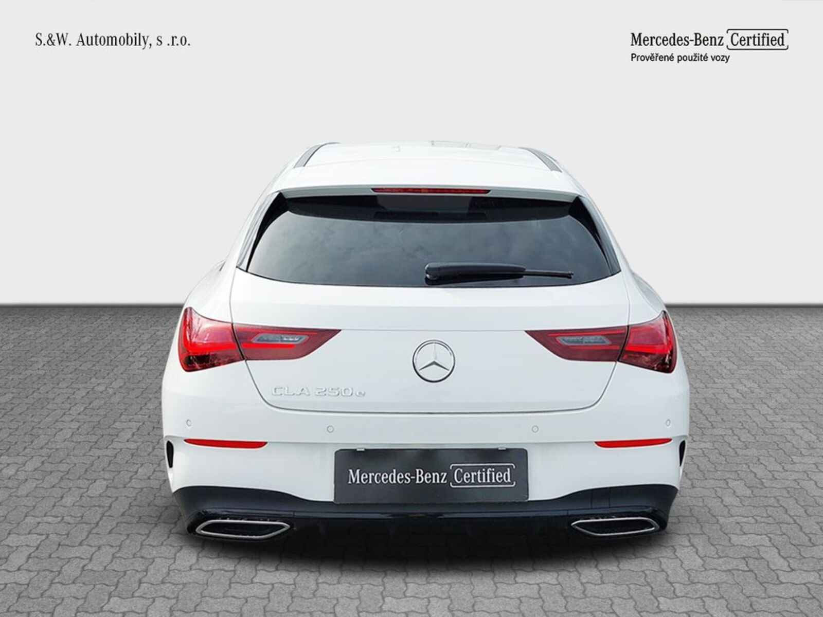 Mercedes-Benz CLA 4