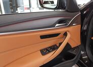 BMW Řada 5 13