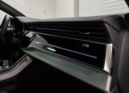 Audi SQ8 25