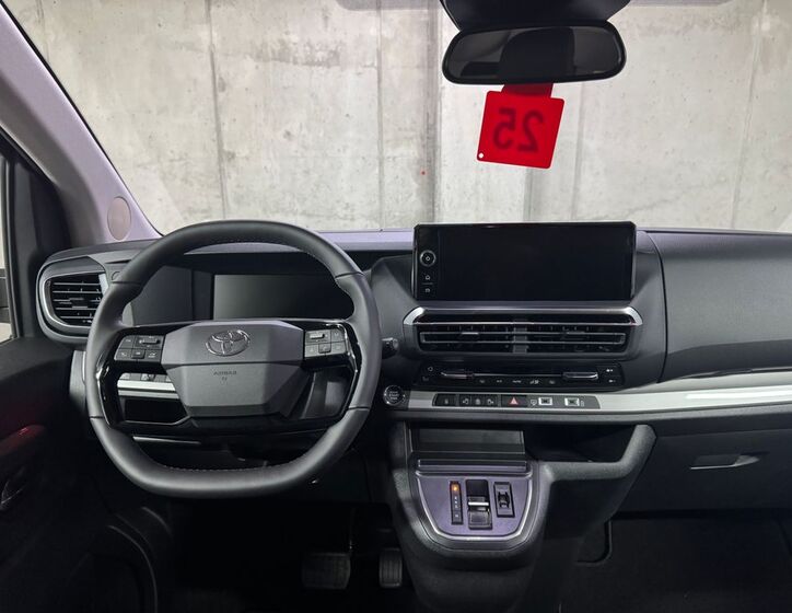Toyota ProAce Verso 15