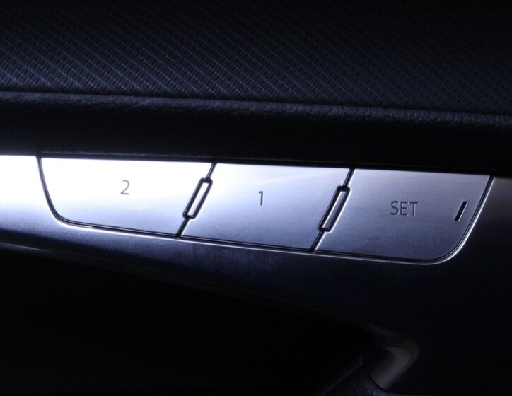 Audi A6 19