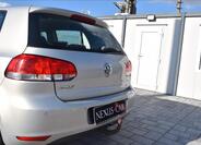 Volkswagen Golf 12