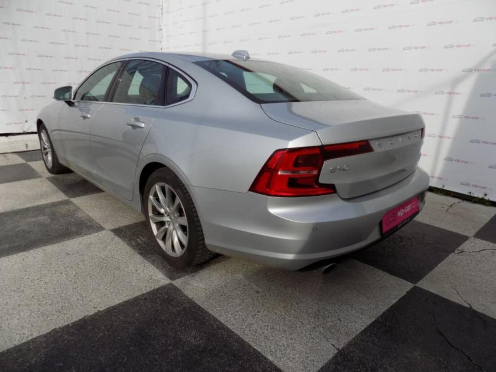 Volvo S90 3