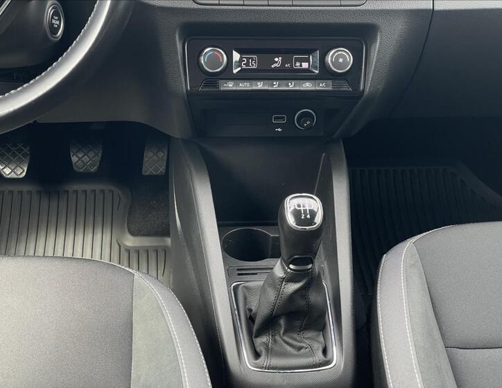 Škoda Fabia 13