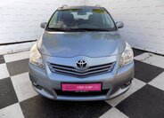Toyota Verso 4
