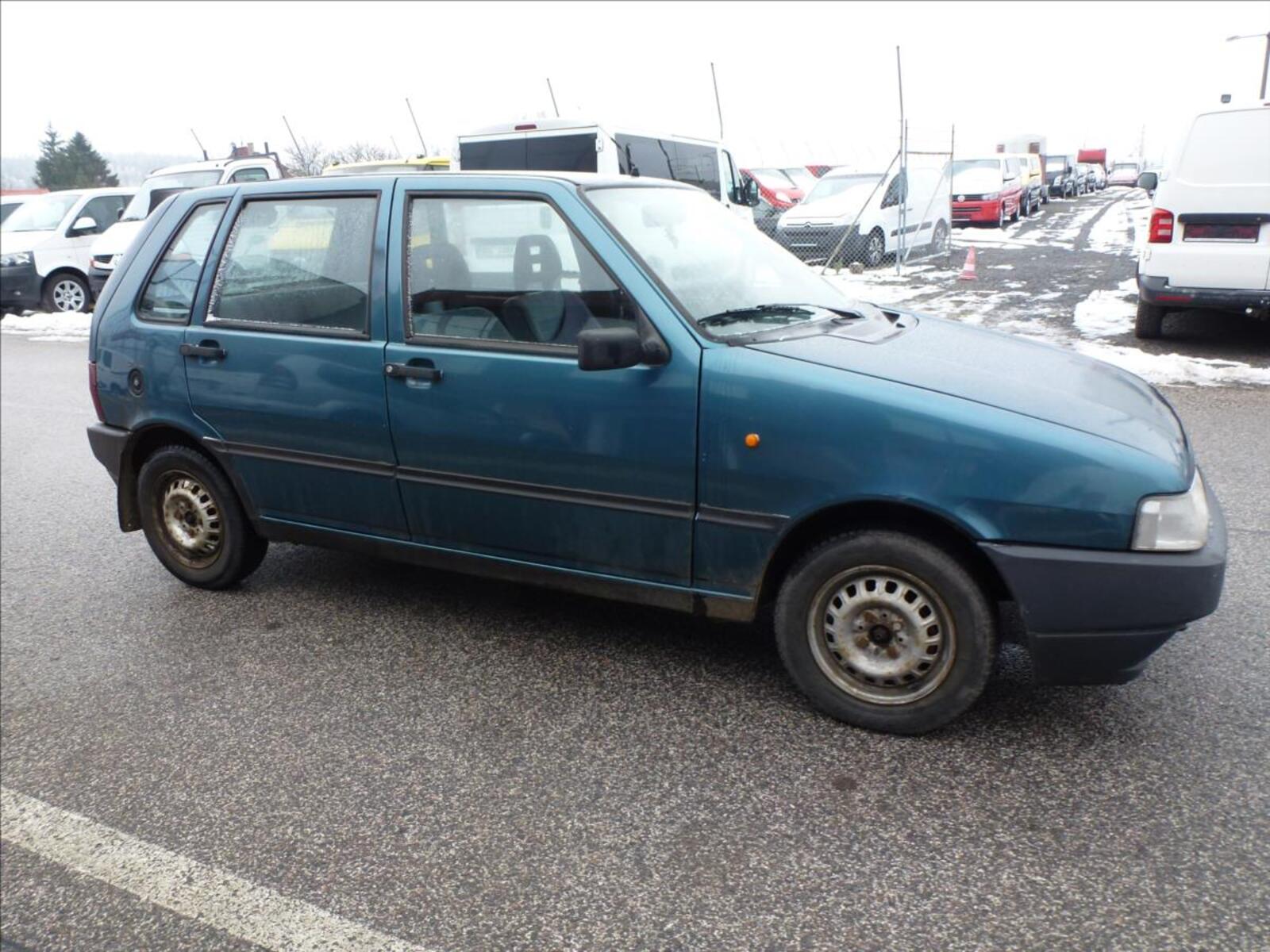 Fiat Uno 7