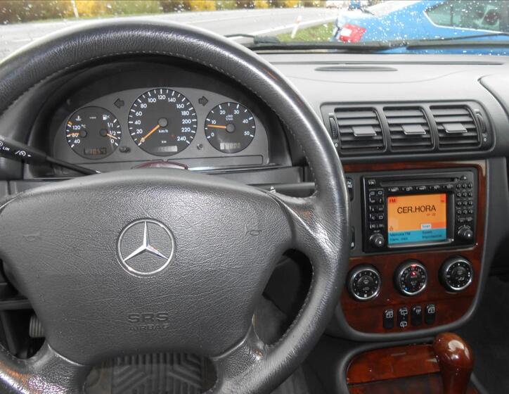 Mercedes-Benz Třídy M 31