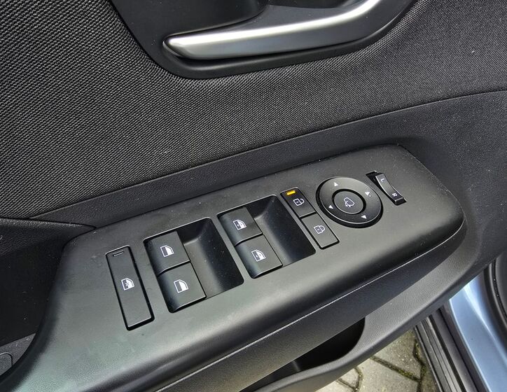 Hyundai Kona 11