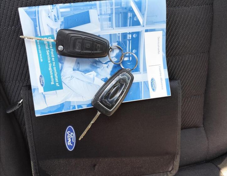 Ford S-MAX 43