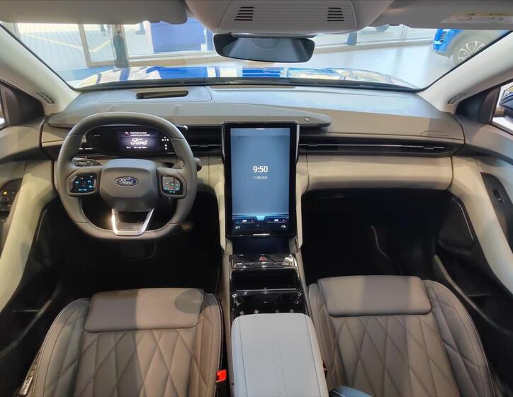 Ford Explorer 16