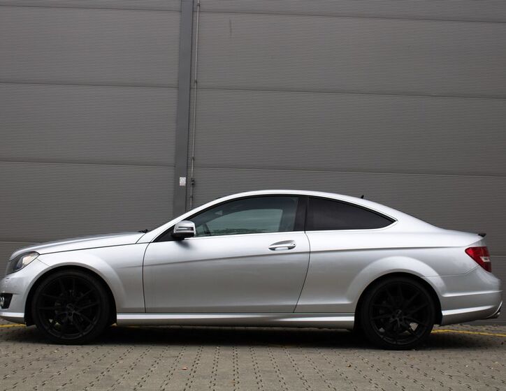 Mercedes-Benz Třídy C 8