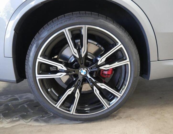 BMW X5 9