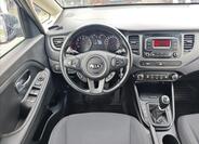 KIA Carens 16