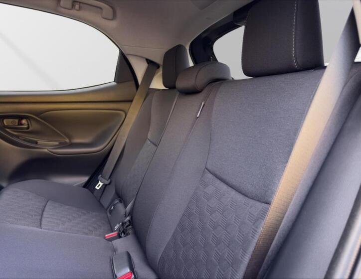 Toyota Yaris 7