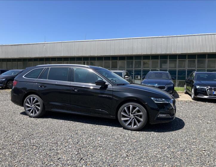 Škoda Octavia 8
