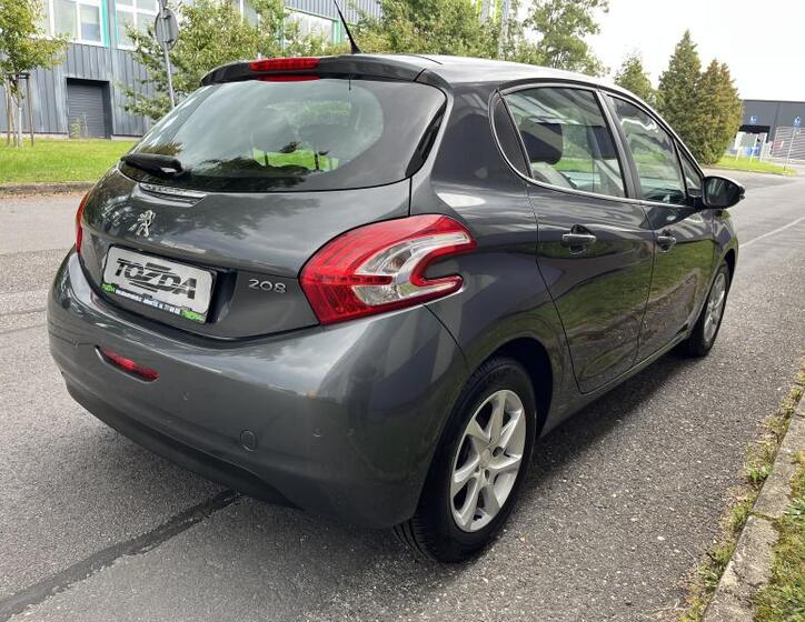 Peugeot 208 3