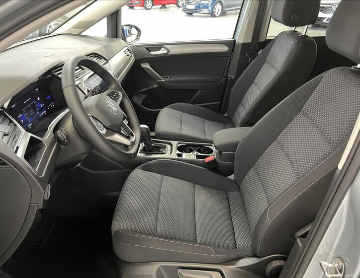 Volkswagen Touran 20