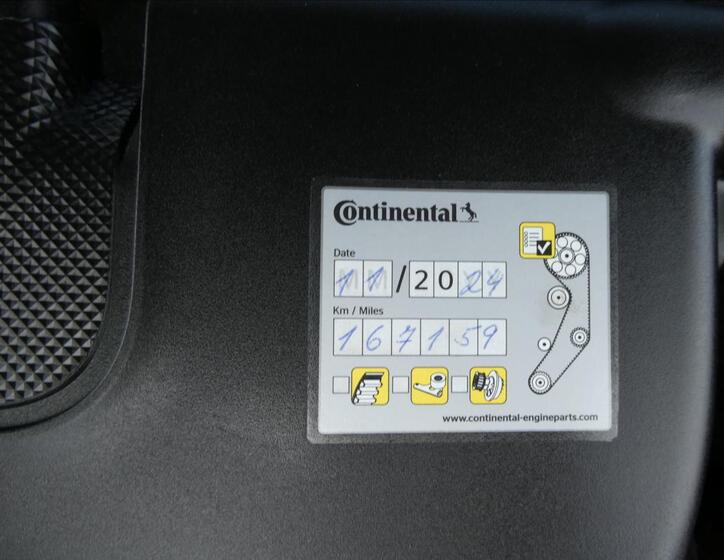 Volkswagen Golf 37