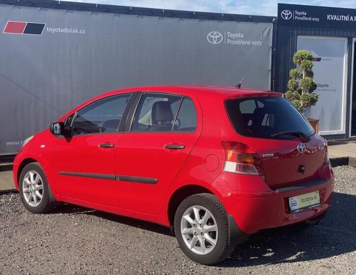 Toyota Yaris 4