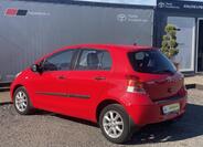 Toyota Yaris 4