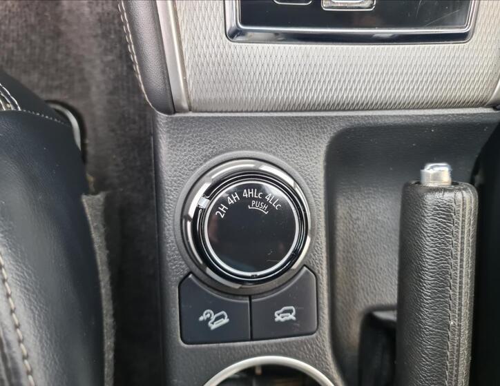 Mitsubishi L200 23