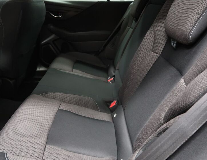 Subaru Outback 16