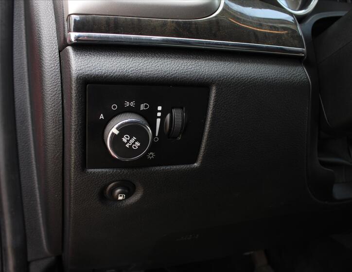 Jeep Grand Cherokee 26
