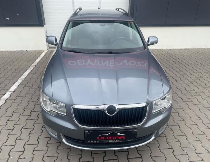 Škoda Superb 2