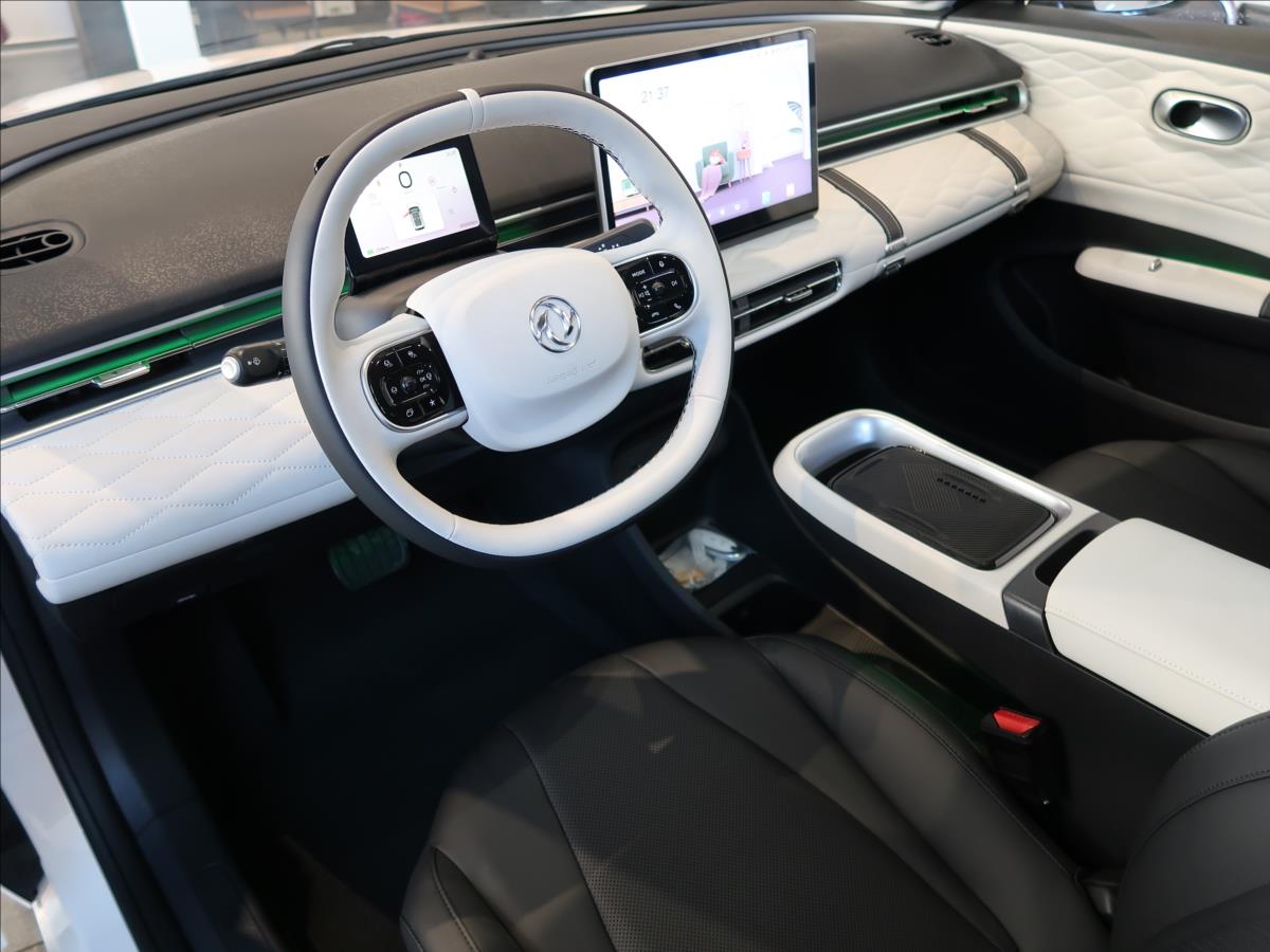 Dongfeng Box